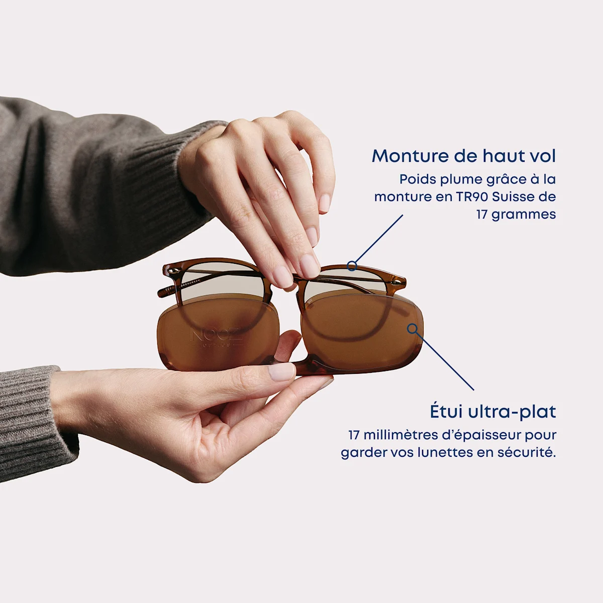 Une paire de Cruz Noir Lunettes anti-lumière bleue